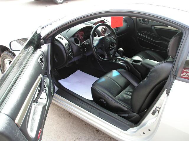 Mitsubishi Eclipse 2005 photo 2