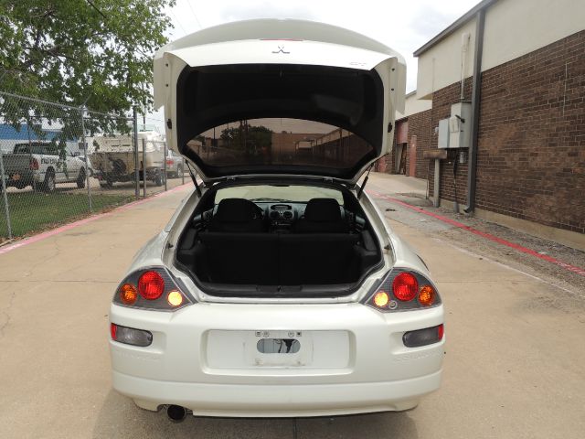 Mitsubishi Eclipse 2005 photo 23