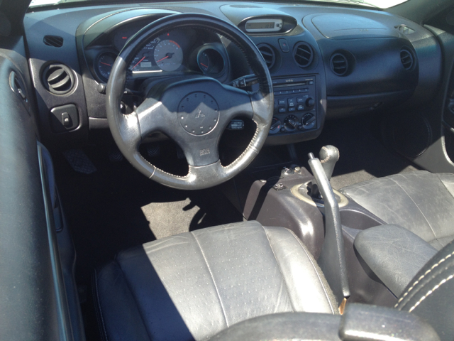 Mitsubishi Eclipse 2005 photo 3