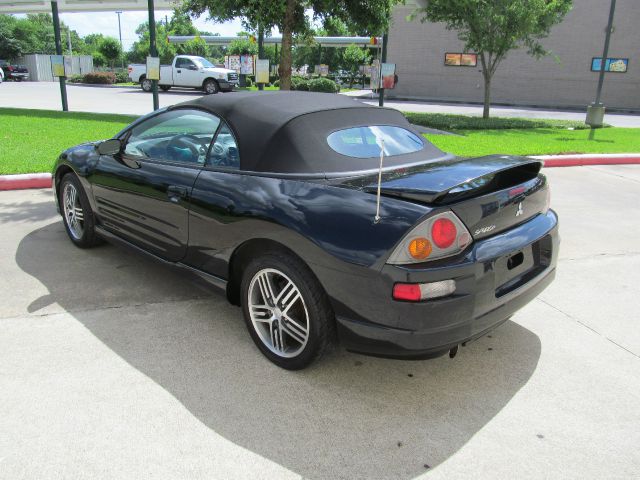 Mitsubishi Eclipse 2005 photo 17