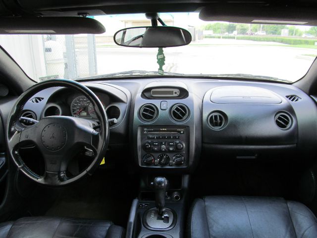 Mitsubishi Eclipse 2005 photo 6