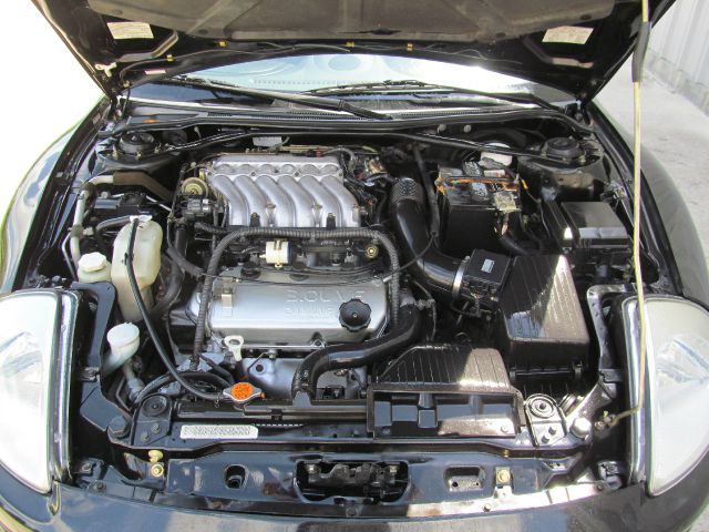 Mitsubishi Eclipse 2005 photo 7