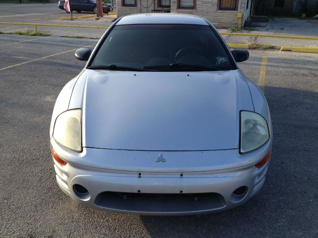 Mitsubishi Eclipse 2005 photo 2