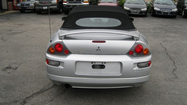 Mitsubishi Eclipse 2005 photo 3