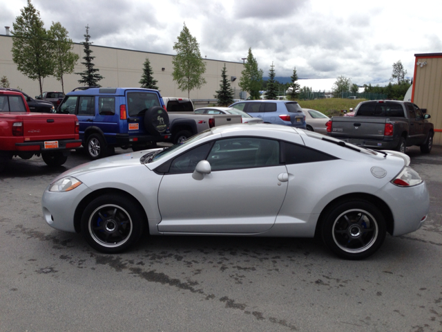 Mitsubishi Eclipse 2006 photo 2