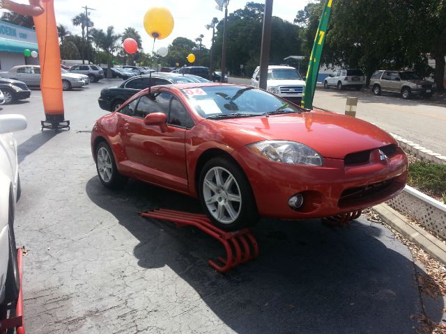 Mitsubishi Eclipse 2006 photo 2