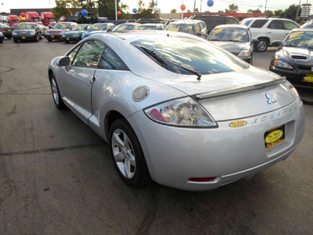 Mitsubishi Eclipse 2006 photo 4