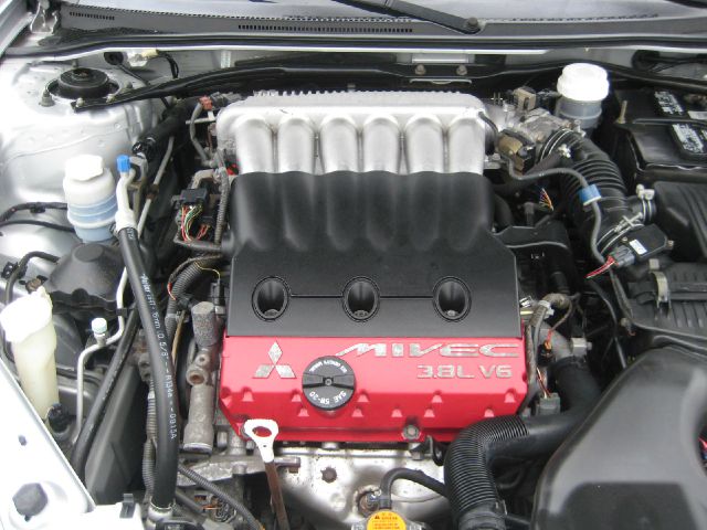 Mitsubishi Eclipse 2006 photo 11