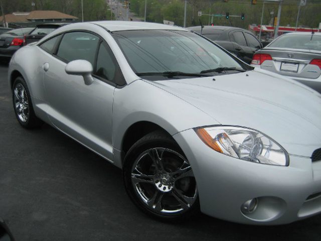 Mitsubishi Eclipse 2006 photo 19