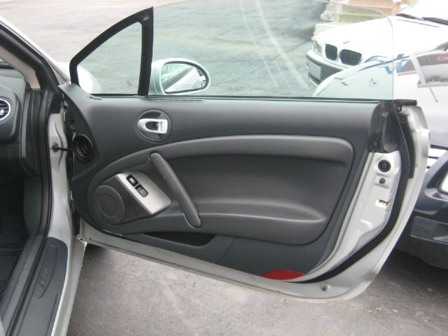 Mitsubishi Eclipse 2006 photo 23