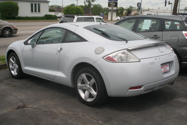 Mitsubishi Eclipse 2006 photo 6