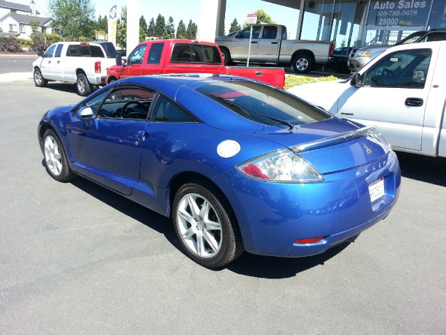 Mitsubishi Eclipse 2006 photo 2