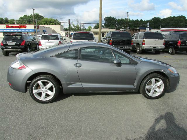 Mitsubishi Eclipse 2006 photo 1