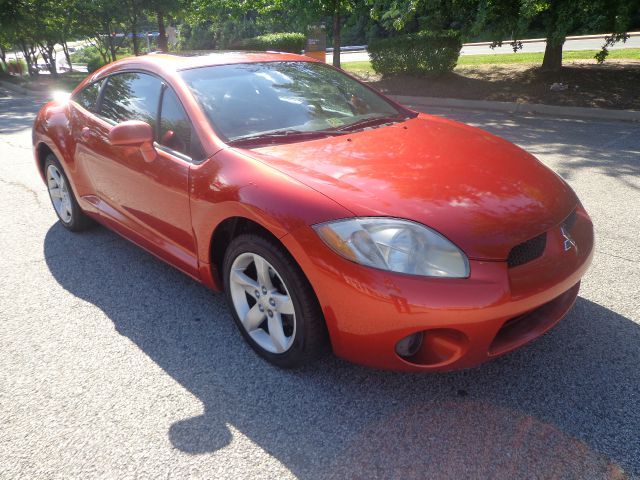 Mitsubishi Eclipse 2006 photo 2