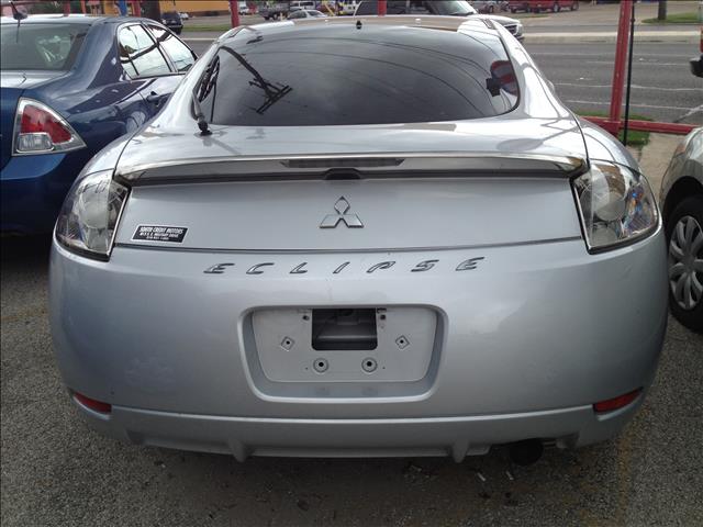 Mitsubishi Eclipse 2006 photo 4