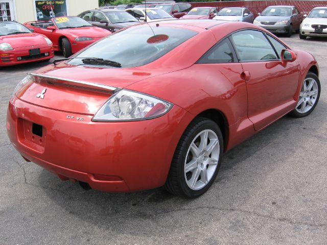 Mitsubishi Eclipse 2006 photo 10