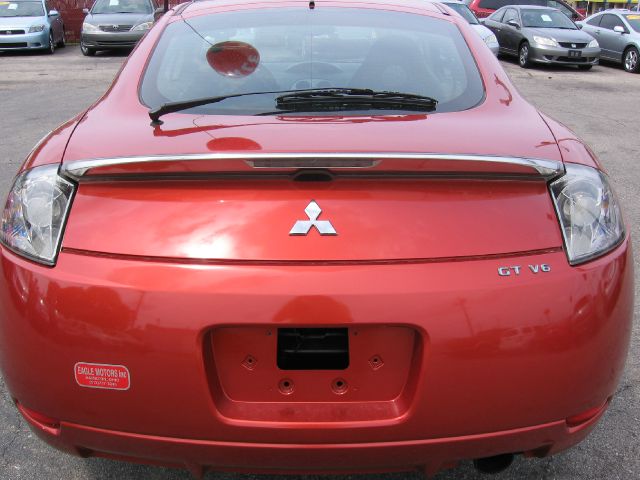 Mitsubishi Eclipse 2006 photo 11