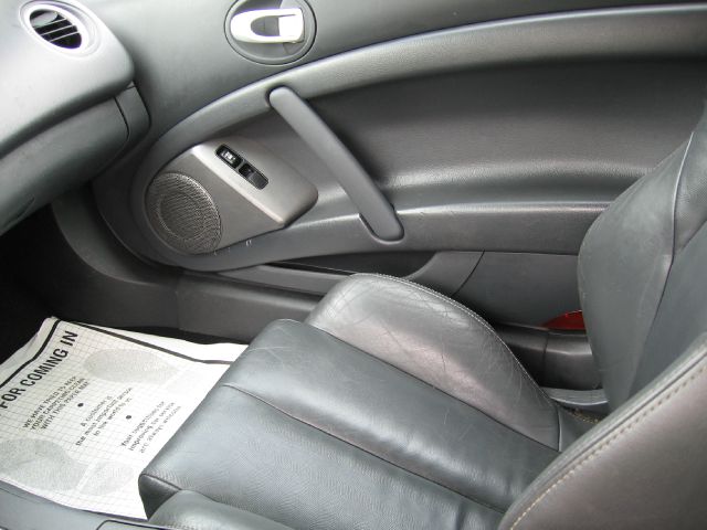 Mitsubishi Eclipse 2006 photo 3