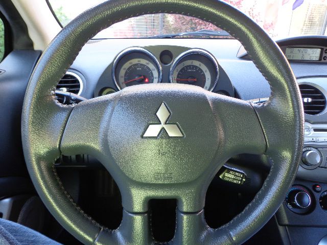 Mitsubishi Eclipse 2006 photo 3