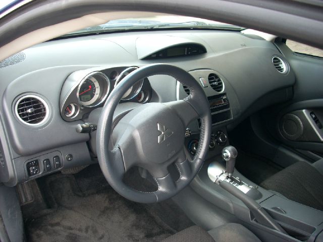 Mitsubishi Eclipse 2006 photo 5