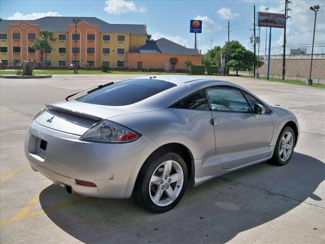 Mitsubishi Eclipse 2007 photo 10