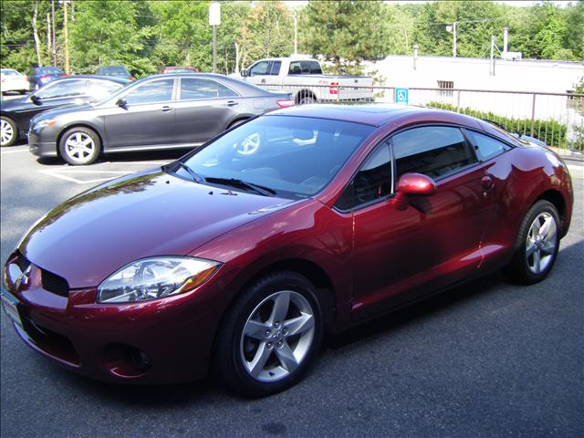 Mitsubishi Eclipse 2007 photo 2