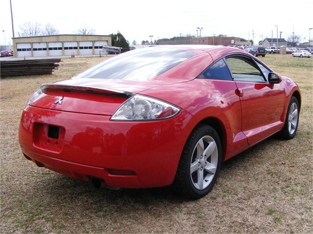 Mitsubishi Eclipse 2007 photo 2