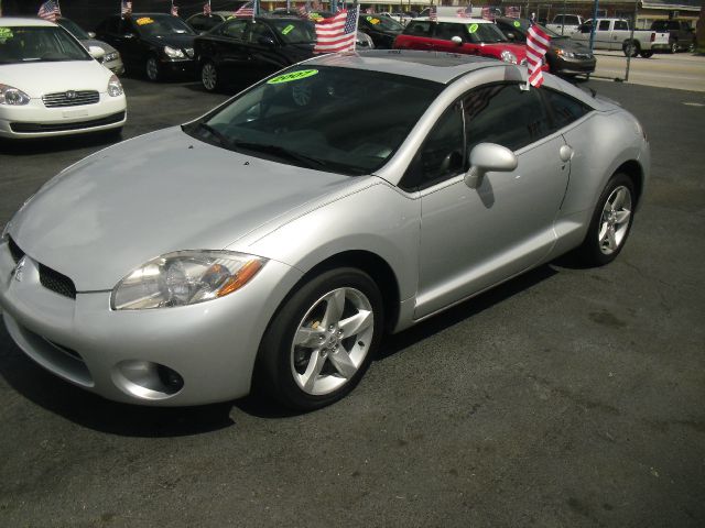 Mitsubishi Eclipse 2007 photo 2