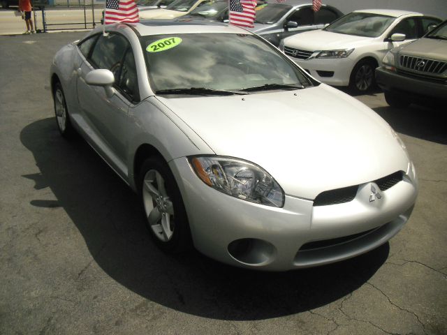 Mitsubishi Eclipse 2007 photo 4