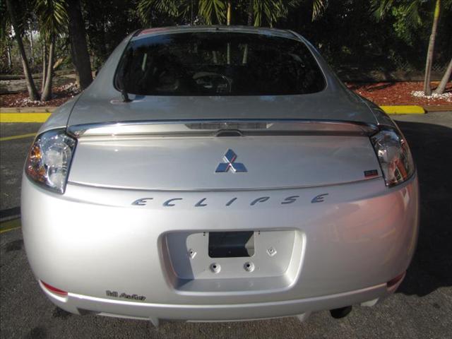 Mitsubishi Eclipse 2007 photo 2