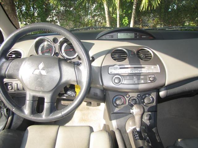 Mitsubishi Eclipse 2007 photo 3