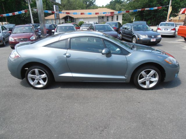 Mitsubishi Eclipse 2007 photo 4