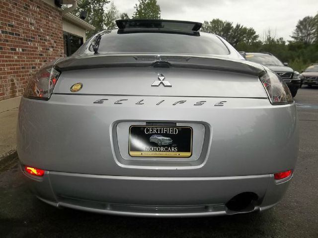 Mitsubishi Eclipse 2007 photo 2