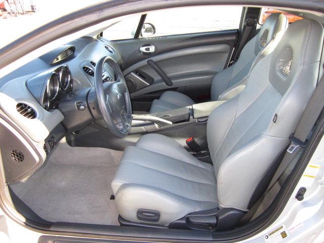 Mitsubishi Eclipse 2007 photo 2