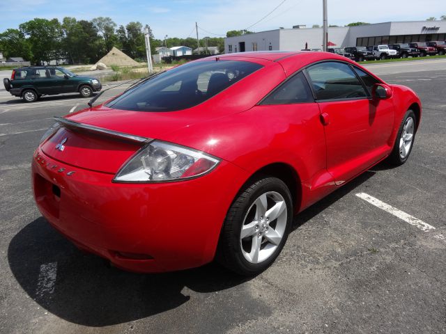 Mitsubishi Eclipse 2007 photo 12