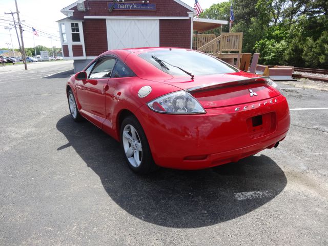 Mitsubishi Eclipse 2007 photo 2