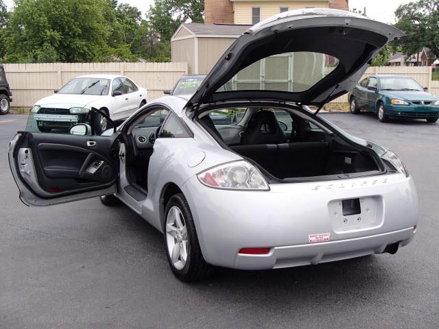 Mitsubishi Eclipse 2007 photo 15