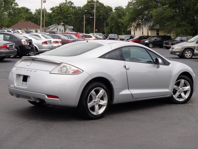 Mitsubishi Eclipse 2007 photo 8