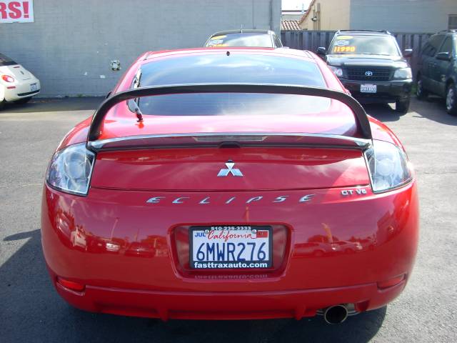 Mitsubishi Eclipse 2007 photo 2