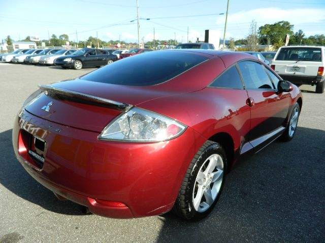 Mitsubishi Eclipse 2007 photo 2