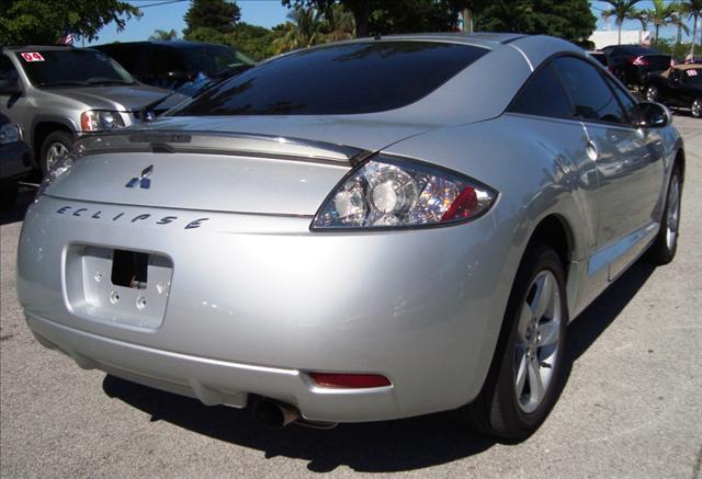 Mitsubishi Eclipse 2007 photo 3