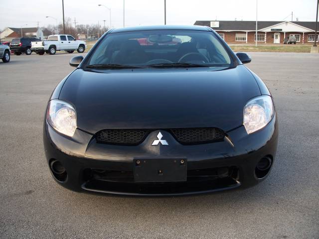 Mitsubishi Eclipse 2007 photo 2