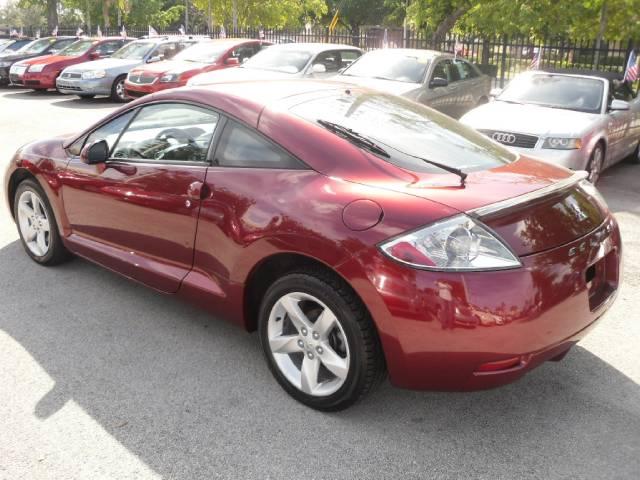 Mitsubishi Eclipse 2007 photo 2