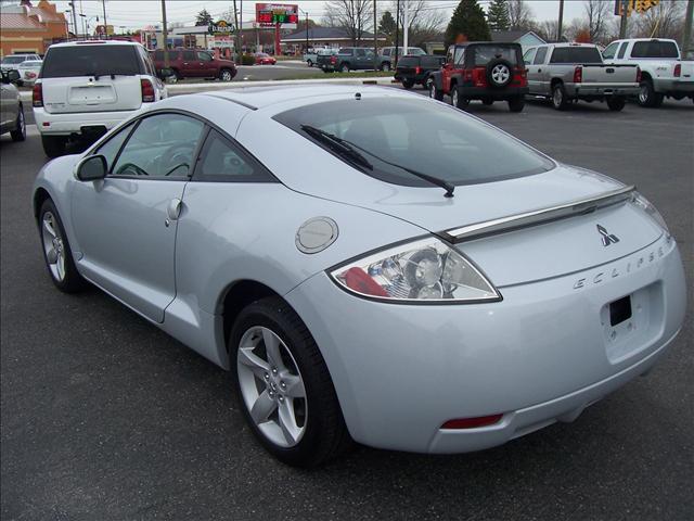 Mitsubishi Eclipse 2007 photo 4