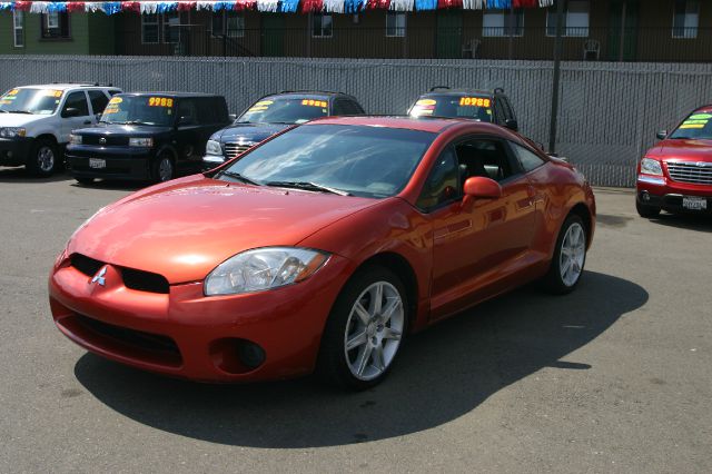 Mitsubishi Eclipse 2007 photo 2