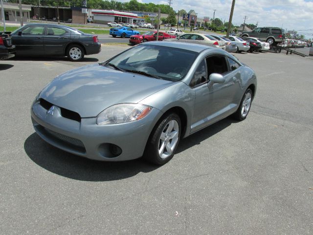 Mitsubishi Eclipse 2007 photo 4