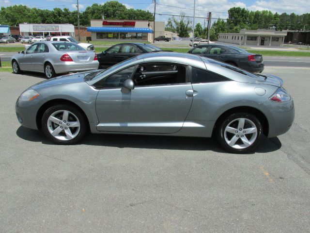 Mitsubishi Eclipse 2007 photo 6