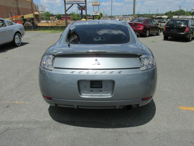 Mitsubishi Eclipse 2007 photo 8