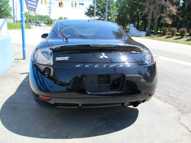 Mitsubishi Eclipse 2007 photo 2