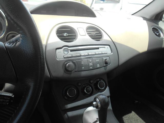 Mitsubishi Eclipse 2007 photo 2